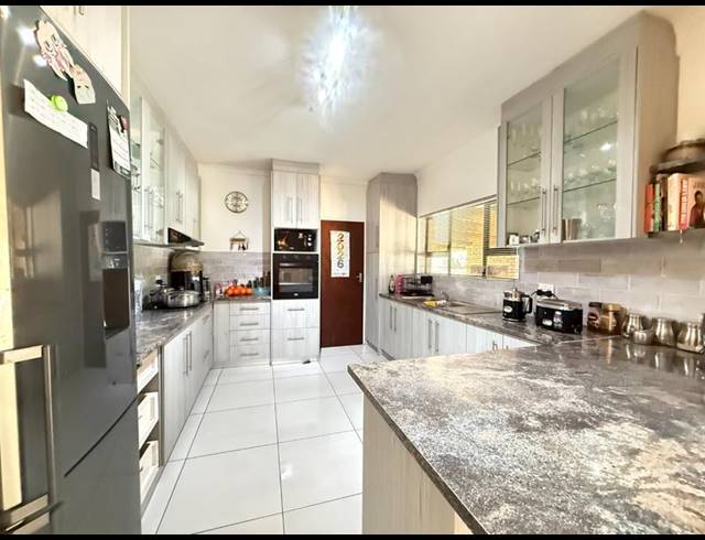 3 BEDROOM HOUSE FOR SALE IN DIE WINGERD